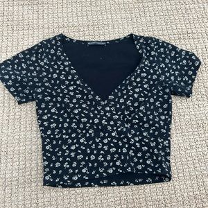 brandy melville amara short sleeve top